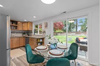 16142 Midvale Avenue N, Shoreline, WA 98133 - Photo 9