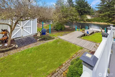 646 Island Cir SE, Ocean Shores, WA 98569 - Photo 25