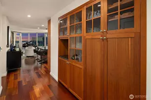 10700 NE 4th St, Bellevue, WA 98004 - Photo 3