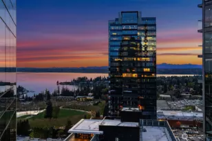 10700 NE 4th St, Bellevue, WA 98004 - Photo 17