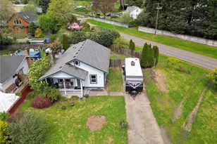 210 Rosewood St, Woodland, WA 98674 - Photo 3