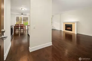 23015 Edmonds Way, Edmonds, WA 98020 - Photo 9