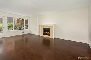 23015 Edmonds Way, Edmonds, WA 98020 - Photo 13