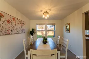 14114 129th Ave NE, Kirkland, WA 98034 - Photo 9