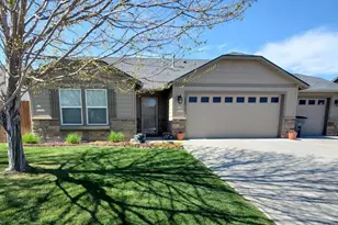 192 S Osborne St, Kennewick, WA 99336 - Photo 1