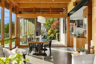 10403 NE Seaborn Rd, Bainbridge Island, WA 98110 - Photo 9
