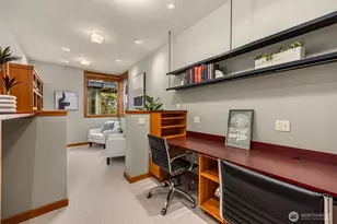 10403 NE Seaborn Rd, Bainbridge Island, WA 98110 - Photo 17