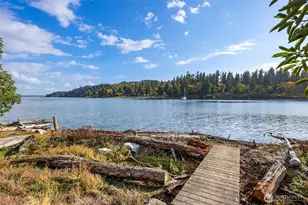 10403 NE Seaborn Rd, Bainbridge Island, WA 98110 - Photo 37