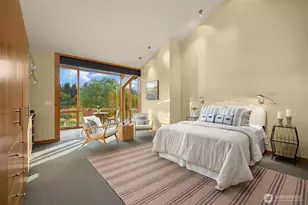 10403 NE Seaborn Rd, Bainbridge Island, WA 98110 - Photo 33