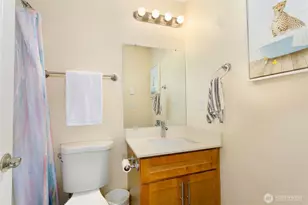 3827 S Cushman Ave, Tacoma, WA 98418 - Photo 9