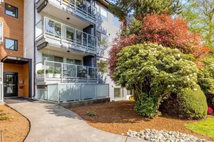 2501 Canterbury Ln E, Seattle, WA 98112 - Photo 3