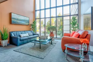 2253 Gilman Dr W, Seattle, WA 98119 - Photo 23