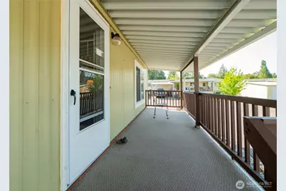 1200 Lincoln Street #424, Bellingham, WA 98229 - Photo 3