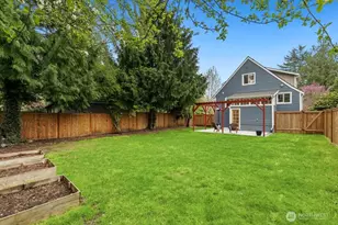 2122 N 128th St, Seattle, WA 98133 - Photo 37