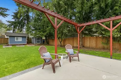 2122 N 128th Street, Seattle, WA 98133 - Photo 33