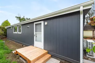 2350 Douglas Rd, Ferndale, WA 98248 - Photo 3