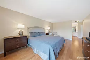 2565 Dexter Ave N, Seattle, WA 98109 - Photo 21