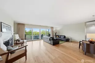 2565 Dexter Ave N, Seattle, WA 98109 - Photo 9