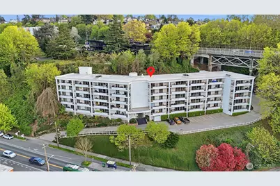 2565 Dexter Avenue N #103, Seattle, WA 98109 - Photo 37