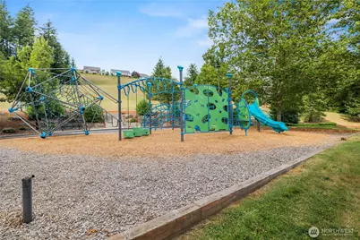 25499 SE 274th Place, Maple Valley, WA 98038 - Photo 35