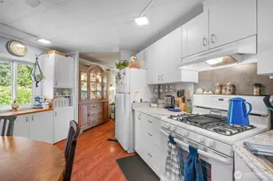 8225 Salish Ln, Blaine, WA 98230 - Photo 15
