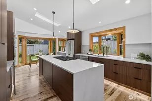 1620 171st Ave NE, Bellevue, WA 98008 - Photo 11
