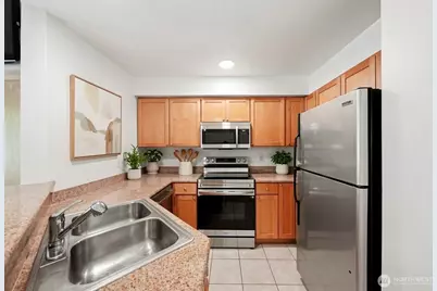 300 10th Avenue #A110, Seattle, WA 98122 - Photo 9