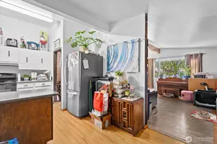 14347 Ashworth Ave N, Seattle, WA 98133 - Photo 7