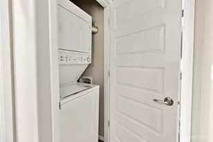 19121 129th St E, Bonney Lake, WA 98391 - Photo 9
