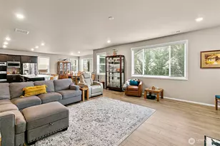 19121 129th St E, Bonney Lake, WA 98391 - Photo 19