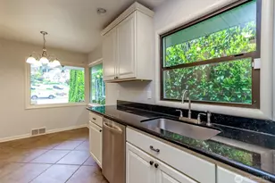 1119 N Tacoma Ave, Tacoma, WA 98403 - Photo 23