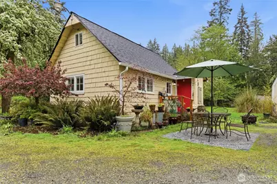 6557 Cultus Bay Road, Clinton, WA 98236 - Photo 3
