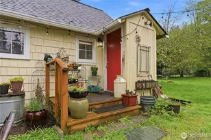 6557 Cultus Bay Rd, Clinton, WA 98236 - Photo 25