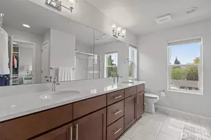 8226 S 132nd St, Seattle, WA 98178 - Photo 11