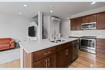 8226 S 132nd Street, Seattle, WA 98178 - Photo 5