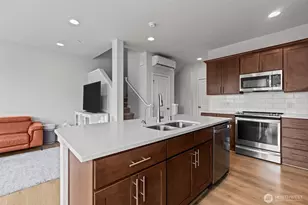 8226 S 132nd St, Seattle, WA 98178 - Photo 5