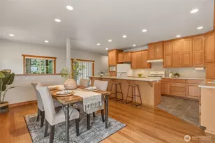 2385 Lake Forest Dr, Oak Harbor, WA 98277 - Photo 9
