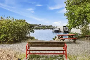 2364 Fairview Ave E, Seattle, WA 98102 - Photo 33