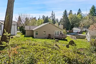 70 SW Roeder Dr, Oak Harbor, WA 98277 - Photo 35