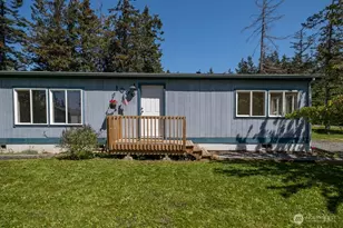 1090 Paul Ave, Oak Harbor, WA 98277 - Photo 1