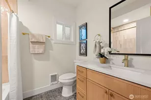 12334 SE 23rd Pl, Bellevue, WA 98005 - Photo 17