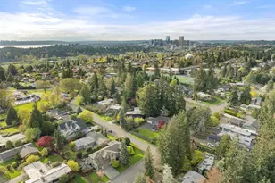 12334 SE 23rd Pl, Bellevue, WA 98005 - Photo 29