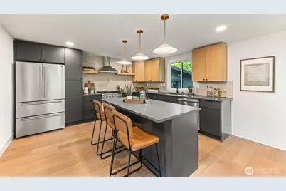 12334 SE 23rd Place, Bellevue, WA 98005 - Photo 9
