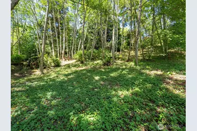 152 154 N 175th Street, Shoreline, WA 98133 - Photo 1