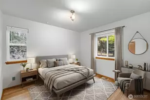 1038 NE Blue Rdg Dr, Poulsbo, WA 98370 - Photo 17