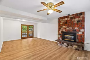 22904 41st Pl W, Mountlake Terrace, WA 98043 - Photo 27