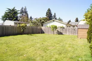 917 Violet Meadow St S, Tacoma, WA 98444 - Photo 17