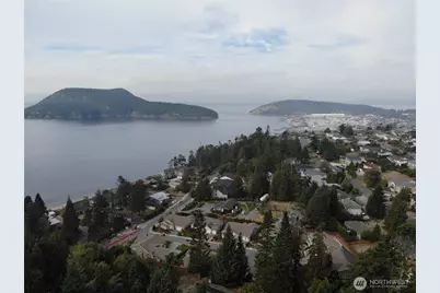 4408 Anaco Beach Road, Anacortes, WA 98221 - Photo 3
