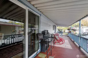 2424 Nightingale Ln, Kelso, WA 98626 - Photo 5