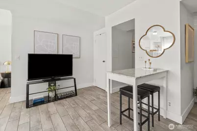 1017 Minor Avenue #206, Seattle, WA 98104 - Photo 11